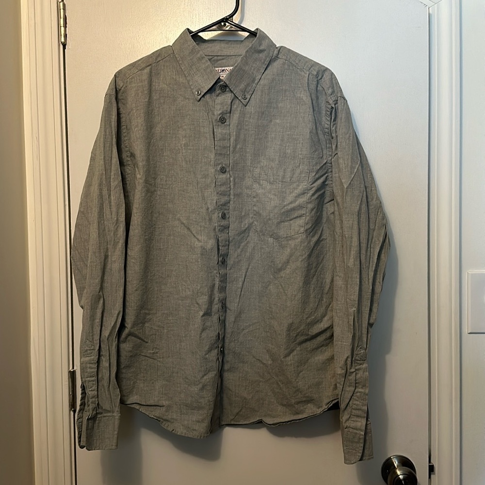 Size XL button up